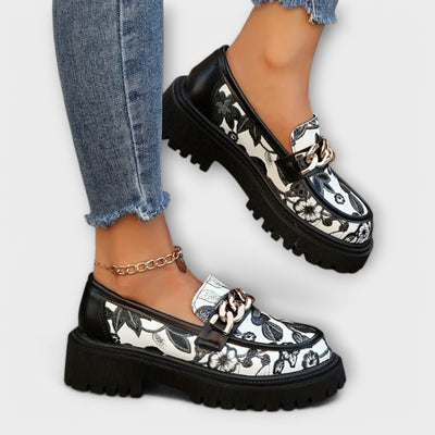 Amira™ | Mokasyny Retro z Kwiatowym Wzorem