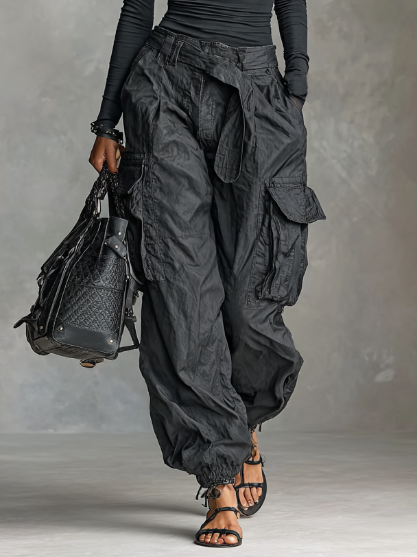 Zestaw Dwu Częściowy T-Shirt z Długim Rękawem z Kwadratowym Dekoltem i Spodniami Cargo z Wieloma Kieszeniami