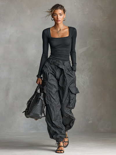 Zestaw Dwu Częściowy T-Shirt z Długim Rękawem z Kwadratowym Dekoltem i Spodniami Cargo z Wieloma Kieszeniami